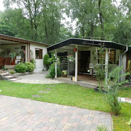 Sfeervol, Ruim En Luxe Chalet In Bosrijke Omgeving Σαλέ *